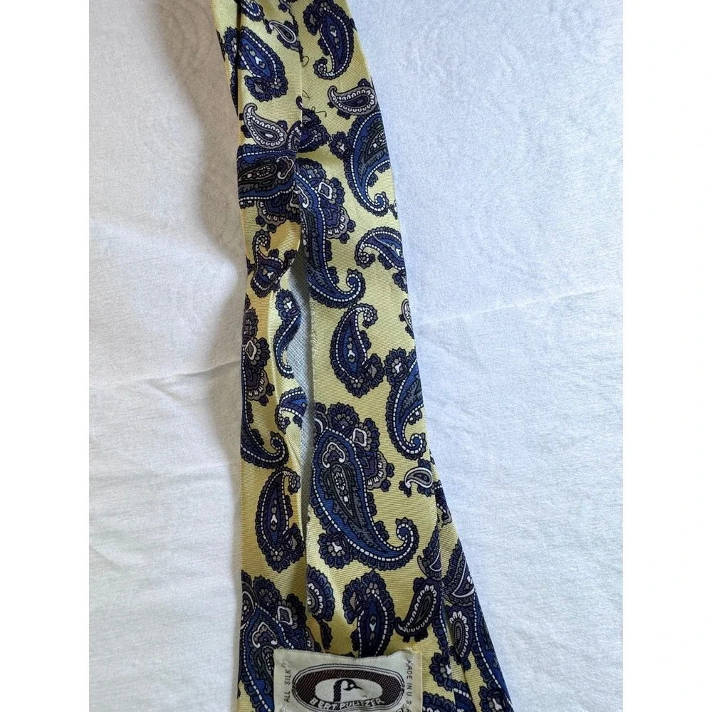Bert Pulitzer necktie mens OS yellow blue paisley silk vintage made in USA